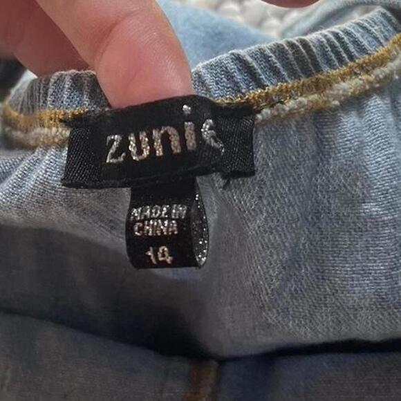 Zunie Denim Romper - Picture 2 of 2